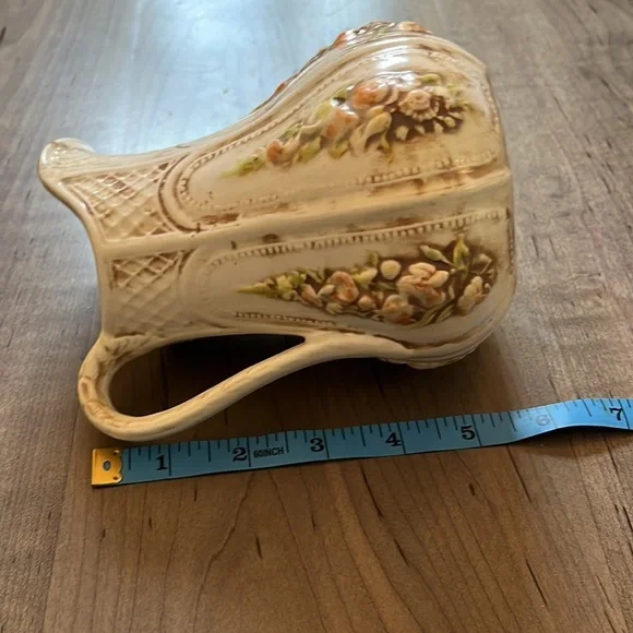 Vintage Pottery Pitcher Signed 1968 in EUC - Picture 4 of 4